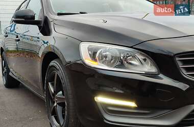 Универсал Volvo V60 2014 в Киеве