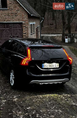 Універсал Volvo V60 2011 в Луцьку