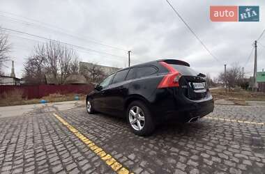 Универсал Volvo V60 2014 в 