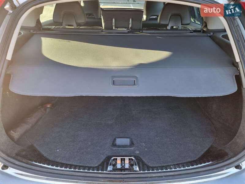 Универсал Volvo V60 2015 в Киеве
