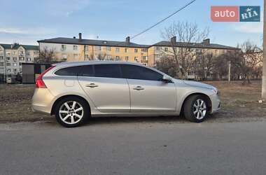 Универсал Volvo V60 2016 в 