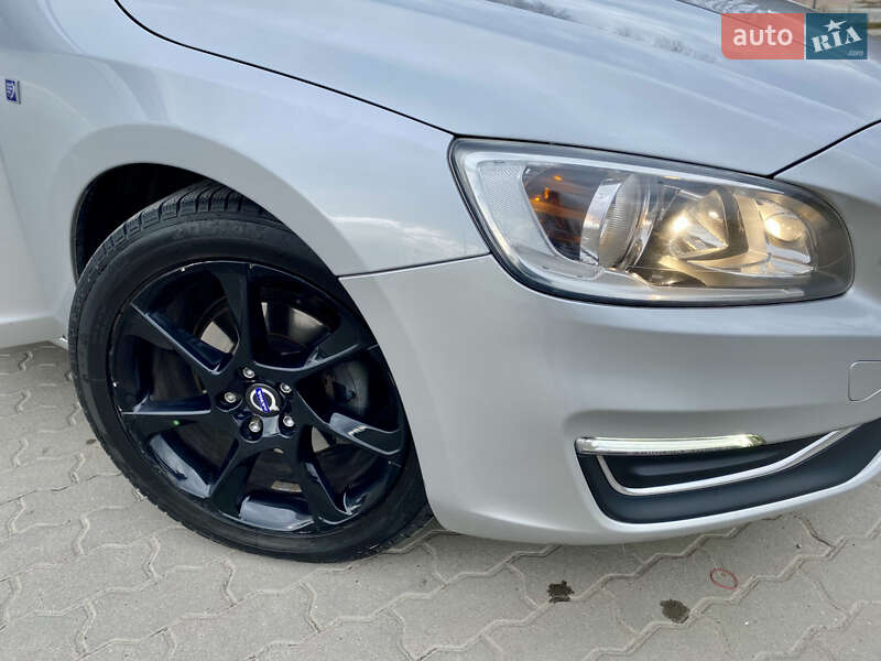 Универсал Volvo V60 2016 в Львове фото 20 Универсал Volvo V60 2016 в Львове