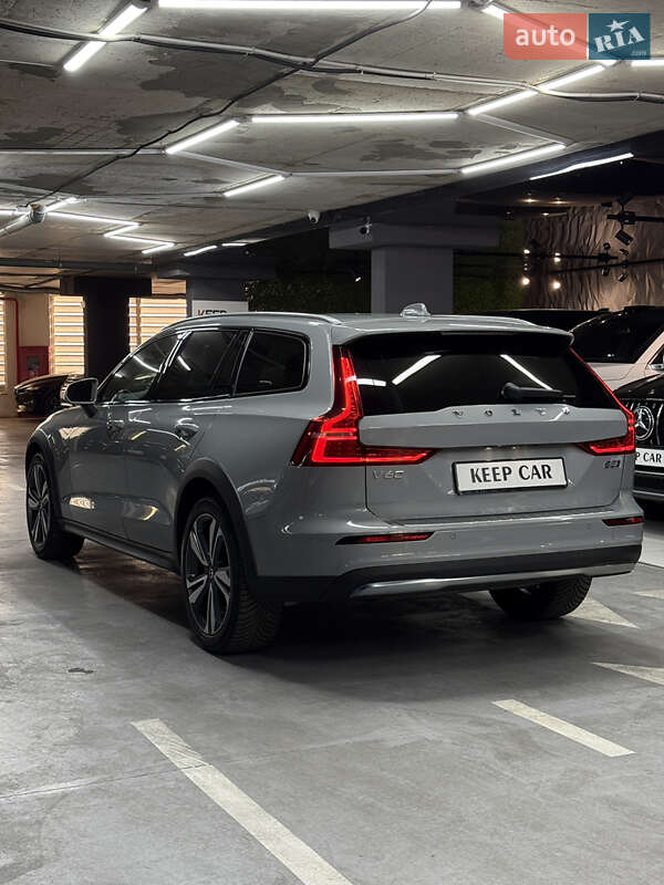 Универсал Volvo V60 2024 в Одессе