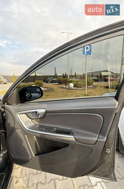 Универсал Volvo V60 2011 в 