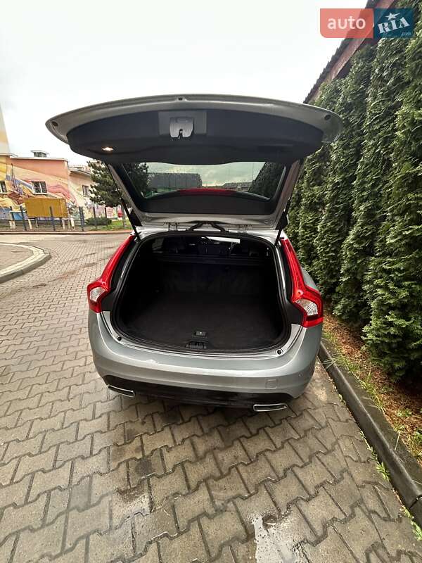 Універсал Volvo V60 2018 в Івано-Франківську