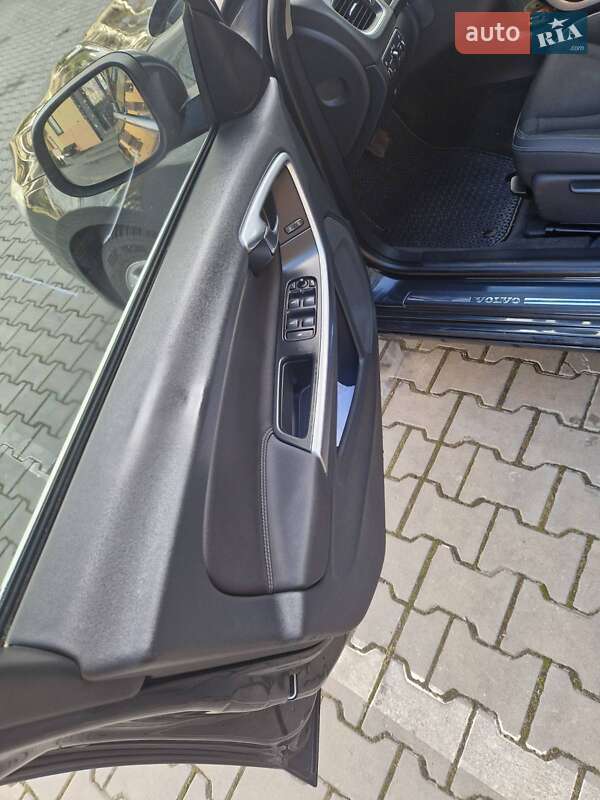 Универсал Volvo V60 2014 в Луцке