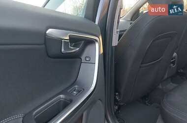 Универсал Volvo V60 2014 в 