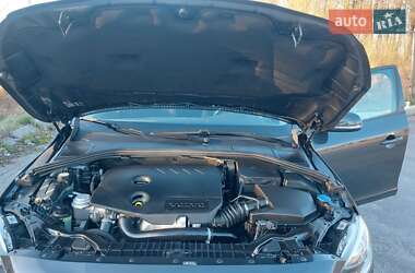 Универсал Volvo V60 2014 в 