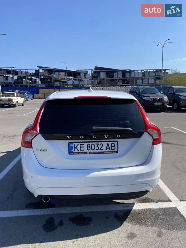 Универсал Volvo V60 2015 в Днепре фото 6 Универсал Volvo V60 2015 в Днепре