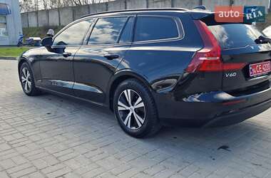 Универсал Volvo V60 2019 в 