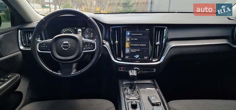 Универсал Volvo V60 2019 в Тернополе