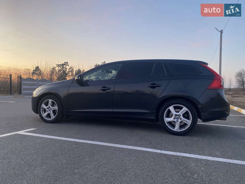 Універсал Volvo V60 2011 в Києві
