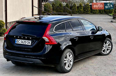 Универсал Volvo V60 2010 в 