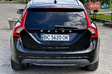 Универсал Volvo V60 2010 в 