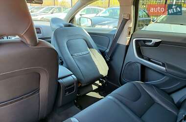 Универсал Volvo V60 2013 в 