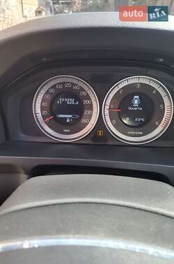 Универсал Volvo V60 2012 в 