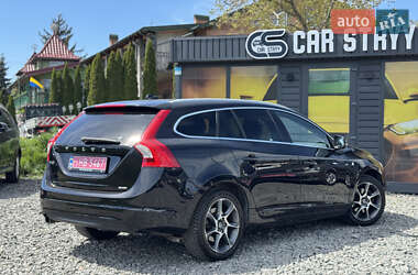 Универсал Volvo V60 2014 в 