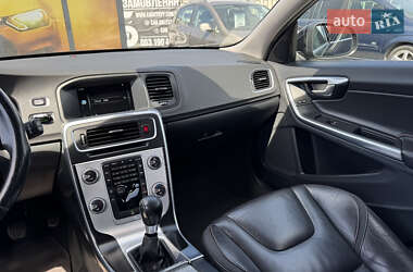 Универсал Volvo V60 2014 в 