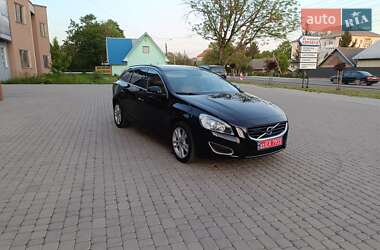 Універсал Volvo V60 2013 в 
