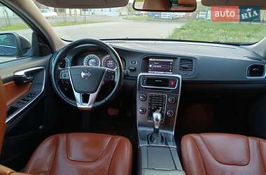 Універсал Volvo V60 2013 в 