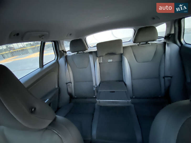 Универсал Volvo V60 2011 в Луцке фото 18 Универсал Volvo V60 2011 в Луцке