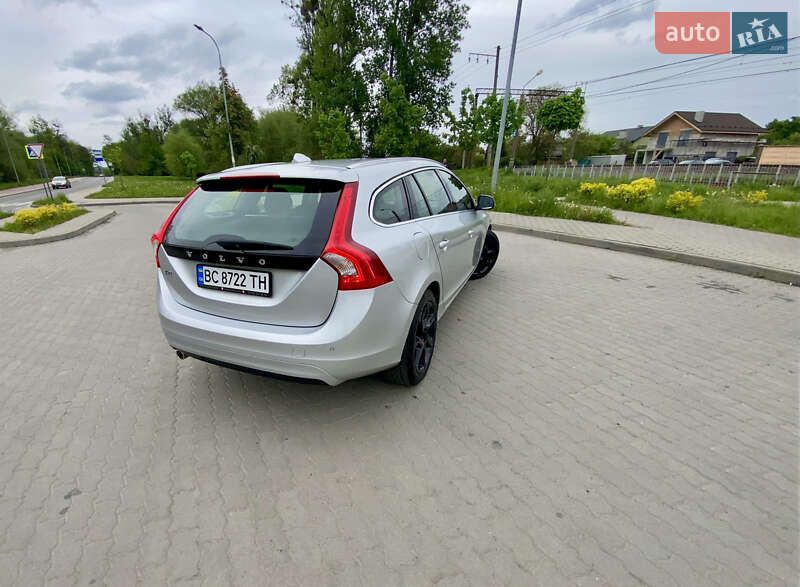Универсал Volvo V60 2016 в Львове фото 9 Универсал Volvo V60 2016 в Львове