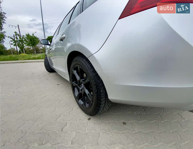 Универсал Volvo V60 2016 в Львове фото 13 Универсал Volvo V60 2016 в Львове