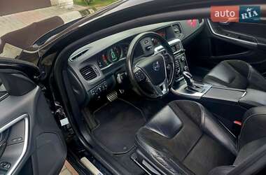 Універсал Volvo V60 2014 в 