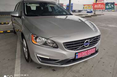 Універсал Volvo V60 2015 в Рівному