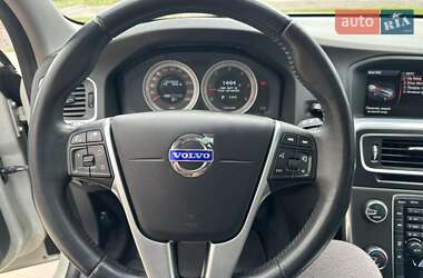 Универсал Volvo V60 2011 в 