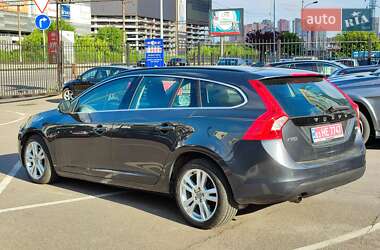 Универсал Volvo V60 2011 в Киеве