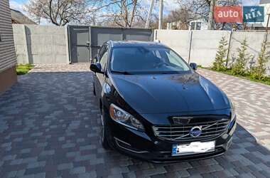 Универсал Volvo V60 2014 в Киеве