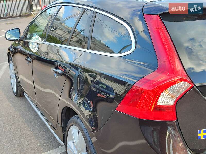 Универсал Volvo V60 2011 в Киеве
