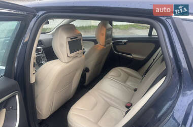 Универсал Volvo V60 2014 в 