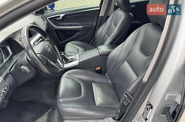 Універсал Volvo V60 2018 в 