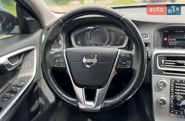 Універсал Volvo V60 2018 в 