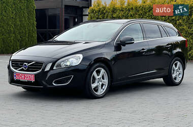 Универсал Volvo V60 2013 в 