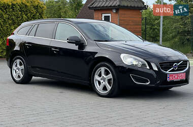 Универсал Volvo V60 2013 в 