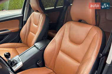 Универсал Volvo V60 2013 в 