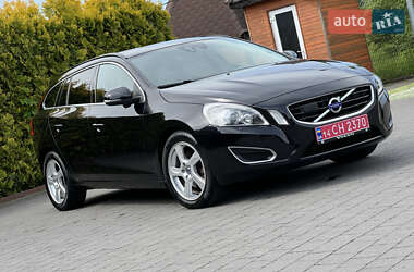 Универсал Volvo V60 2013 в 