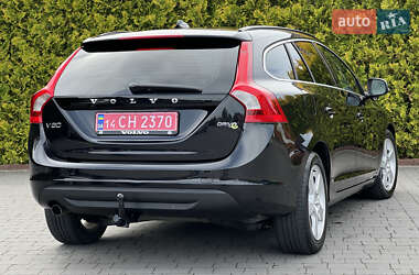Универсал Volvo V60 2013 в 