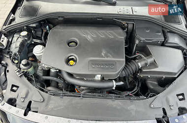Универсал Volvo V60 2013 в 
