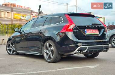 Универсал Volvo V60 2013 в 