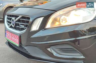 Универсал Volvo V60 2013 в 