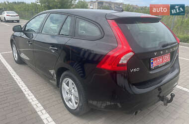 Универсал Volvo V60 2015 в 