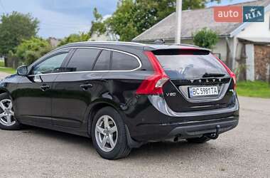 Универсал Volvo V60 2011 в 