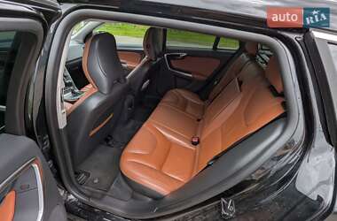 Универсал Volvo V60 2011 в 