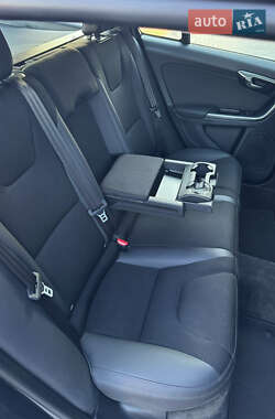 Універсал Volvo V60 2011 в 