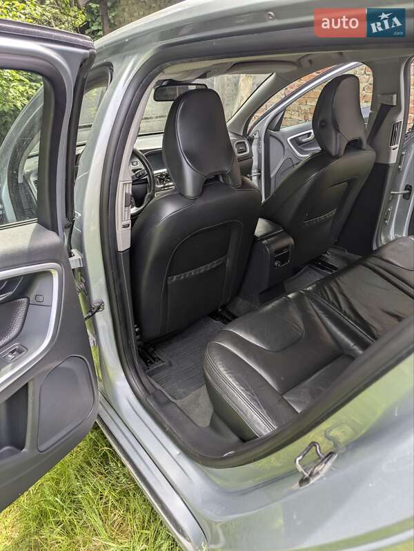 Універсал Volvo V60 2011 в Львові