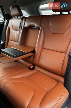 Универсал Volvo V60 2011 в 